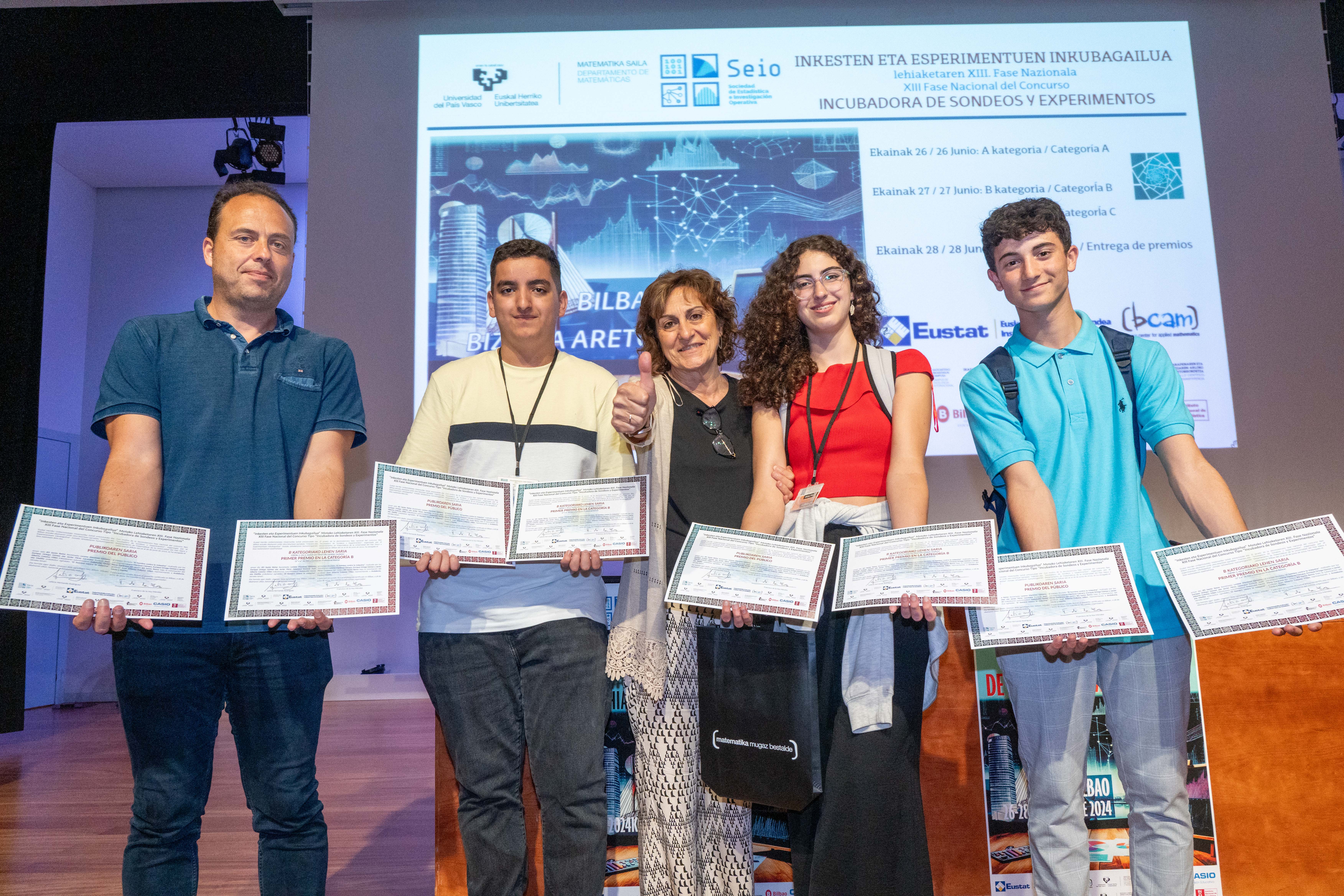 La fase local de Andalucía, Ceuta y Melilla, representante en la categoría de 3º y 4º de ESO, ha conseguido el primer premio, así como el premio del público