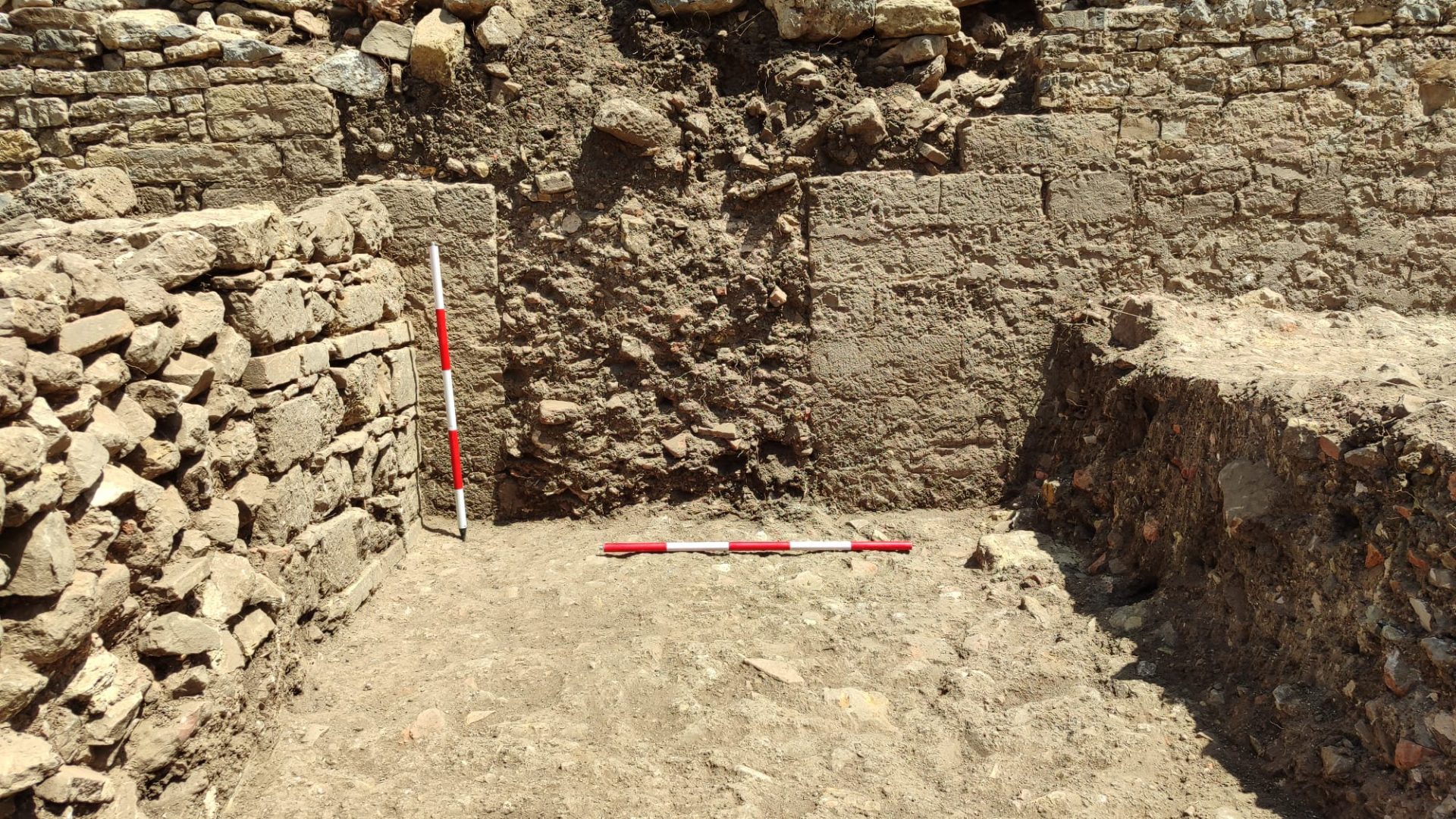 Archaeological work carried out by the UGR reveals the Roman forum of Ocuri in Ubrique