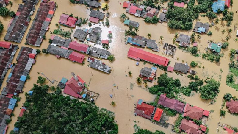 vista aérea de una inundación urbana